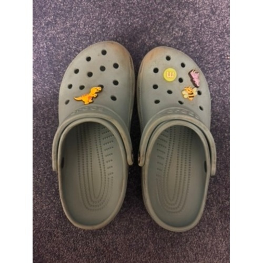 Crocs Classic Clogs Gray Size 6/8 Kids Junior Women with Jibbitz Charms